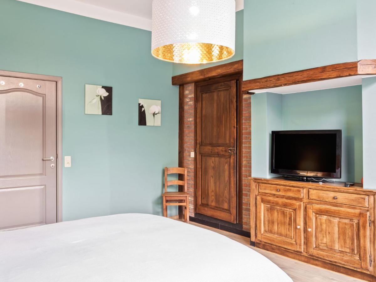 Stylish Apartment In Dinant Near The Maas Kültér fotó